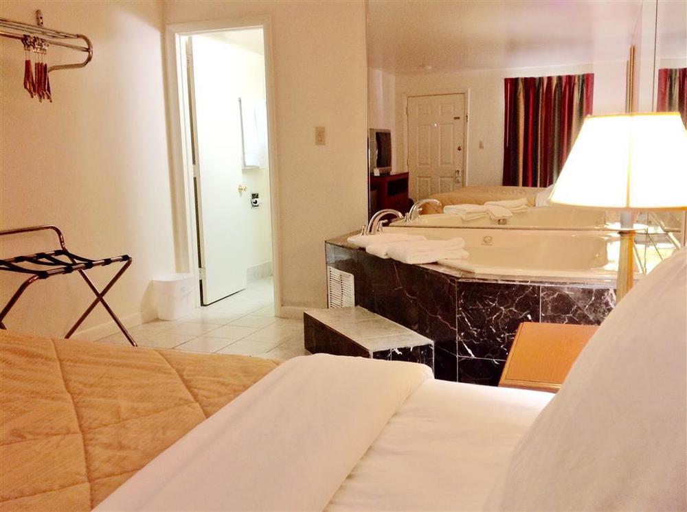 America's Value Motel 2*
